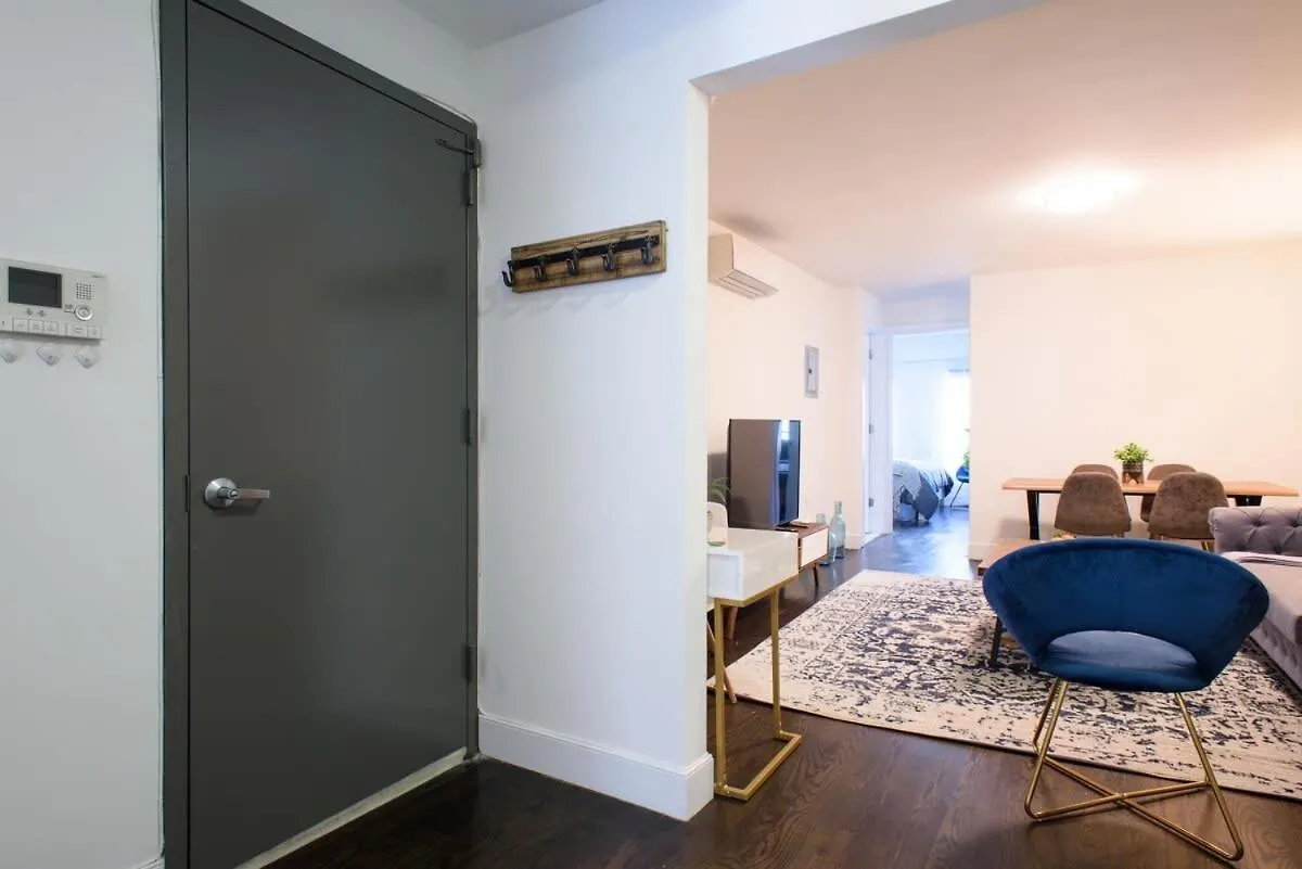 39-3 Newly Renovated 3 Br Apartment New York 0*,