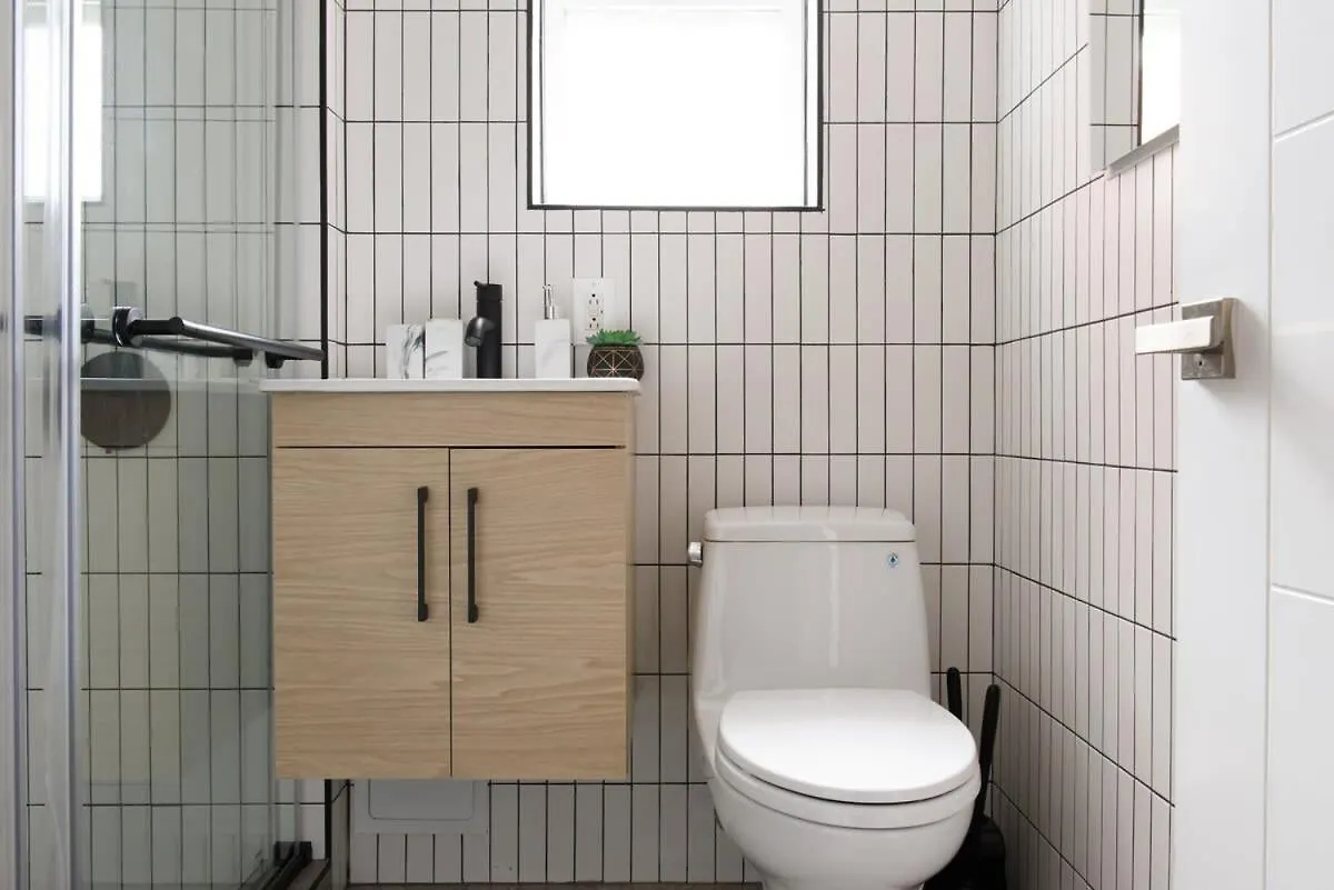 39-3 Newly Renovated 3 Br Apartment New York