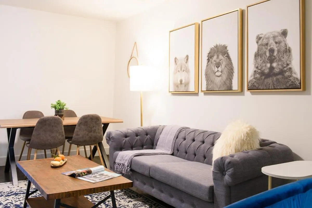 39-3 Newly Renovated 3 Br Apartment New York